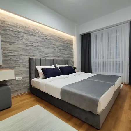 East Gate Cozy Apartment *